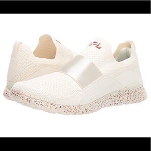 APL Techloom Bliss Sneakers